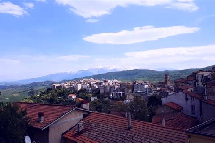 Escorts Atessa, Italy — Local Companions