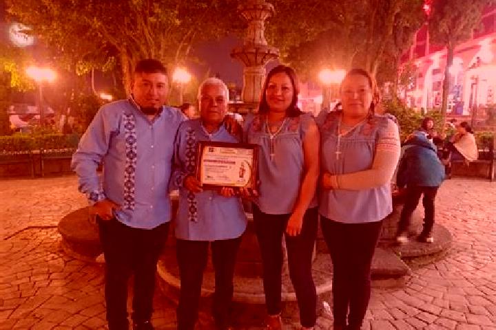 Escorts Atexacapa, Mexico — Local Companions