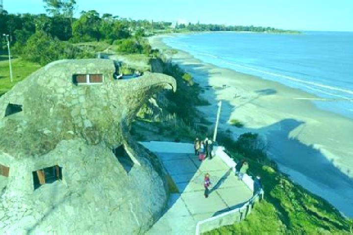 Escorts Atlantida, Uruguay — Local Companions