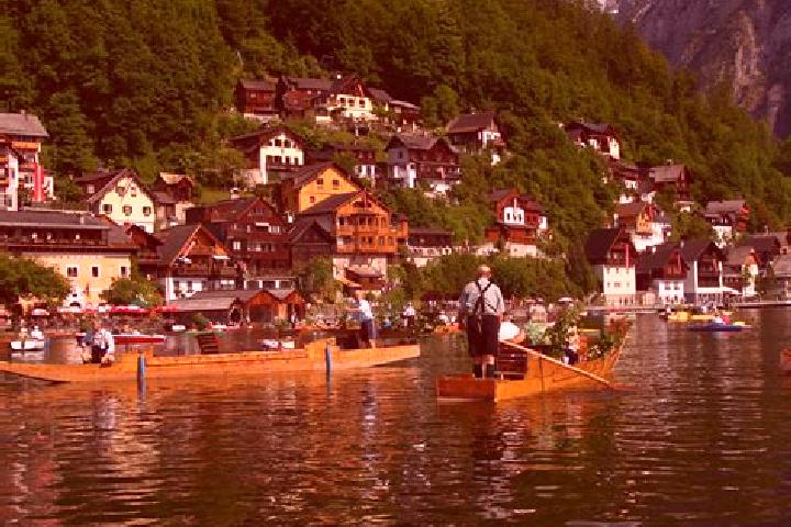 Escorts Au am Anzbach, Austria — Local Companions