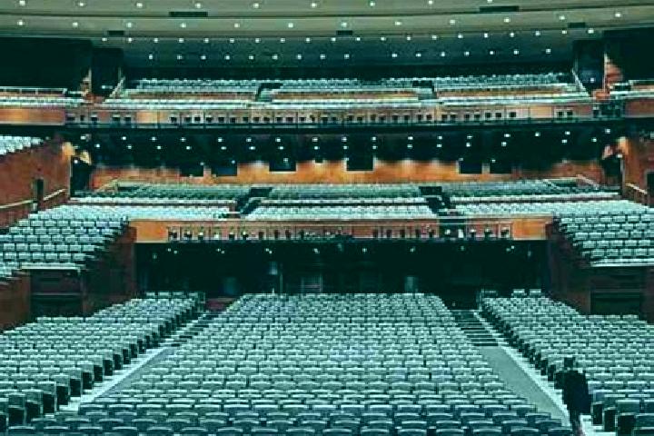 Escorts Auditorium, Canada — Local Companions