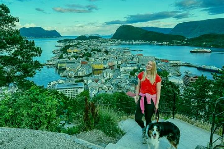 Escorts Aurdal, Norway — Local Companions