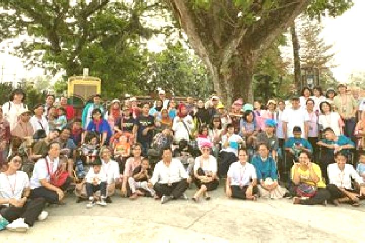 Escorts Awarawar, Indonesia — Local Companions