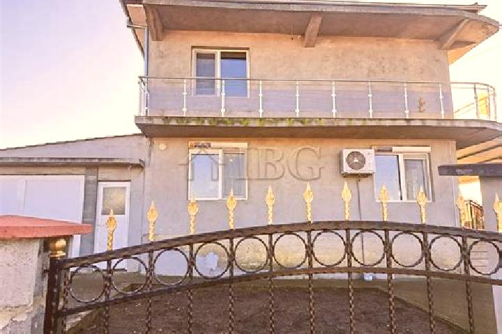 Escorts Aytos, Bulgaria — Local Companions
