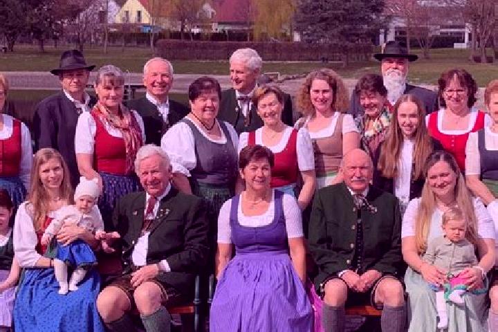 Escorts Bad Gams, Austria — Local Companions