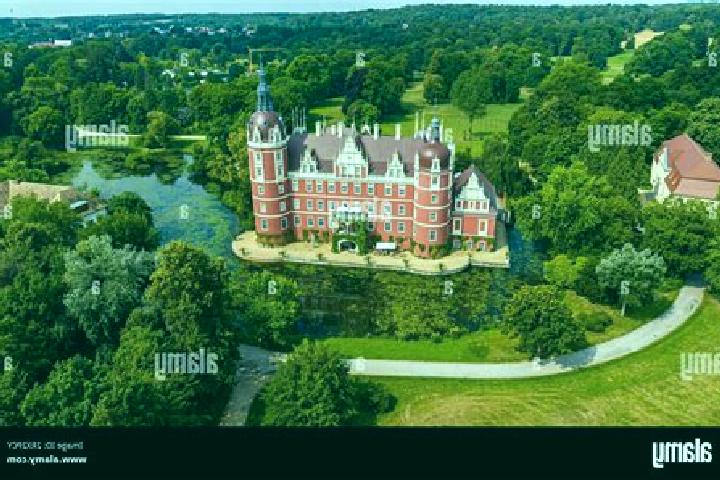 Escorts Bad Muskau, Germany — Local Companions
