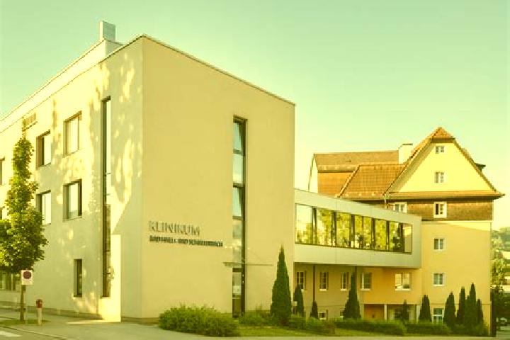 Escorts Bad Schallerbach, Austria — Local Companions