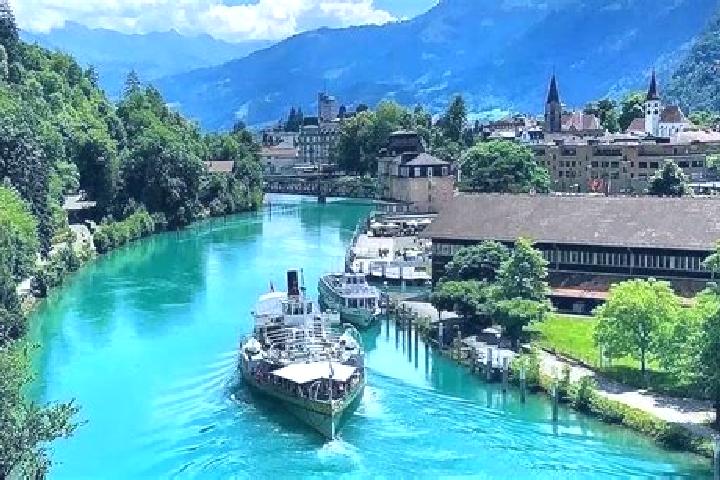 Escorts Baden, Switzerland — Local Companions