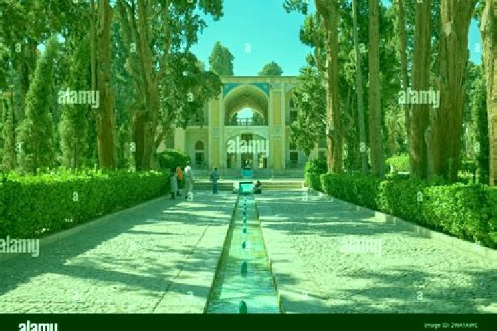 Escorts Bagh-e Behzad, Iran — Local Companions