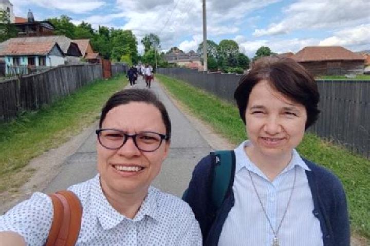 Escorts Bahnaseni, Romania — Local Companions