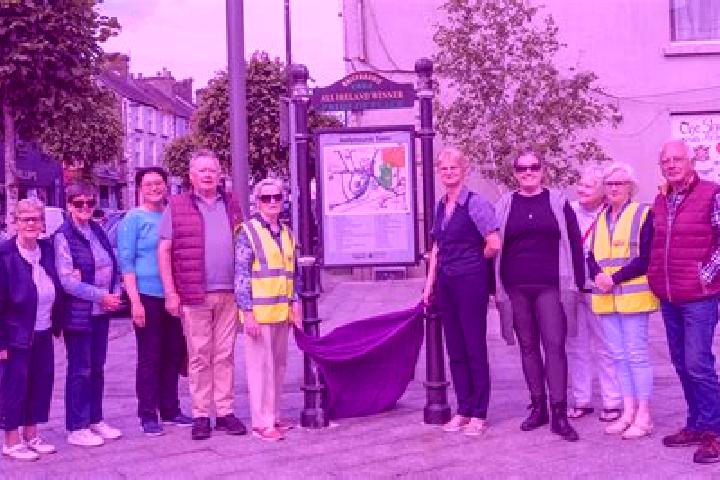 Escorts Ballyhaunis, Ireland — Local Companions