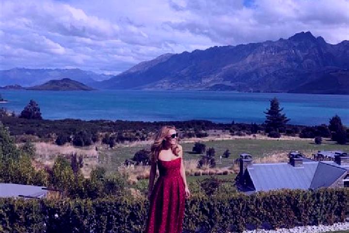 Escorts Balmoral, New Zealand — Local Companions