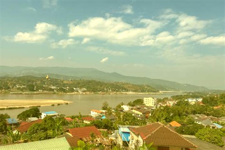 Escorts Ban Houayxay, Laos — Local Companions