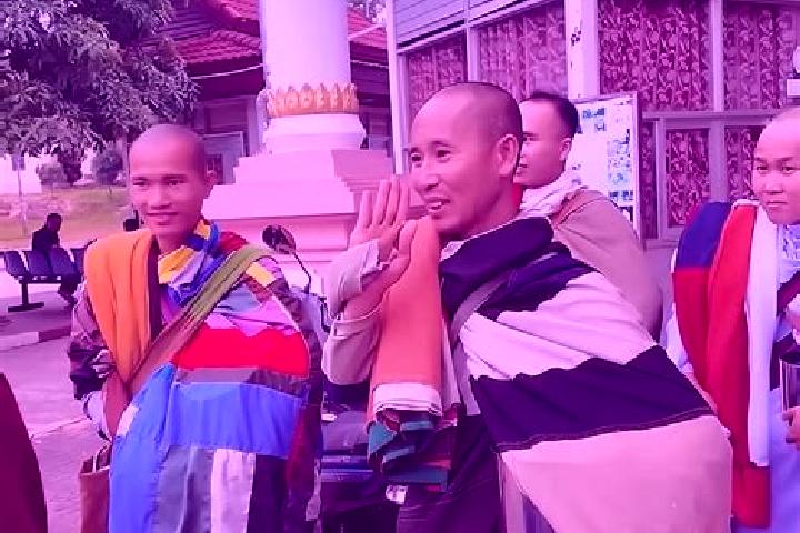 Escorts Ban Inthi, Laos — Local Companions