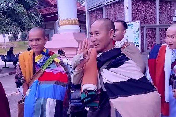 Escorts Ban Nahin, Laos — Local Companions