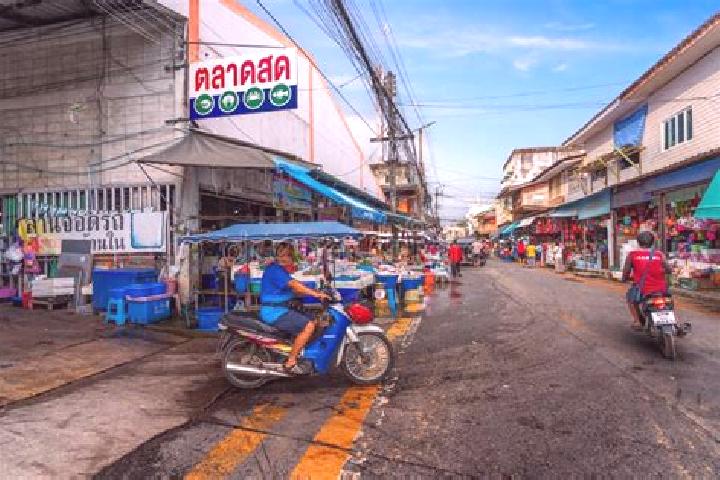 Escorts Ban Phe, Thailand — Local Companions