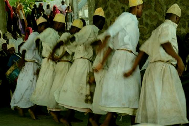 Escorts Bandajou, Comoros — Local Companions