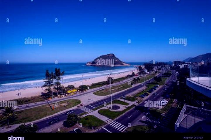 Escorts Bandeirantes, Brazil — Local Companions
