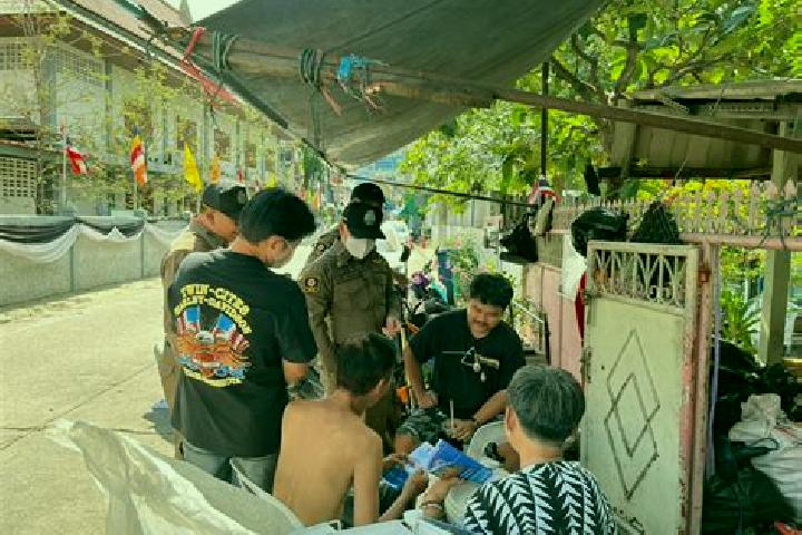 Escorts Bang Khun Non, Thailand — Local Companions