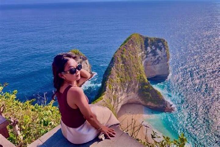 Escorts Banjar Penida Kaja, Indonesia — Local Companions