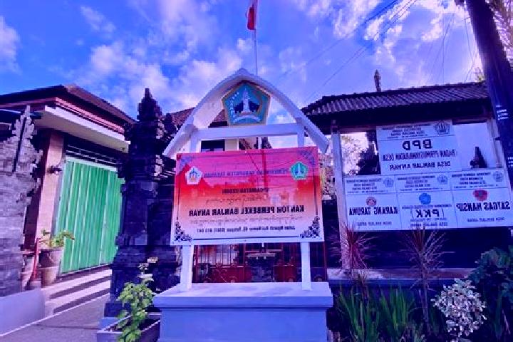 Escorts Banjar Tangkup Anyar, Indonesia — Local Companions