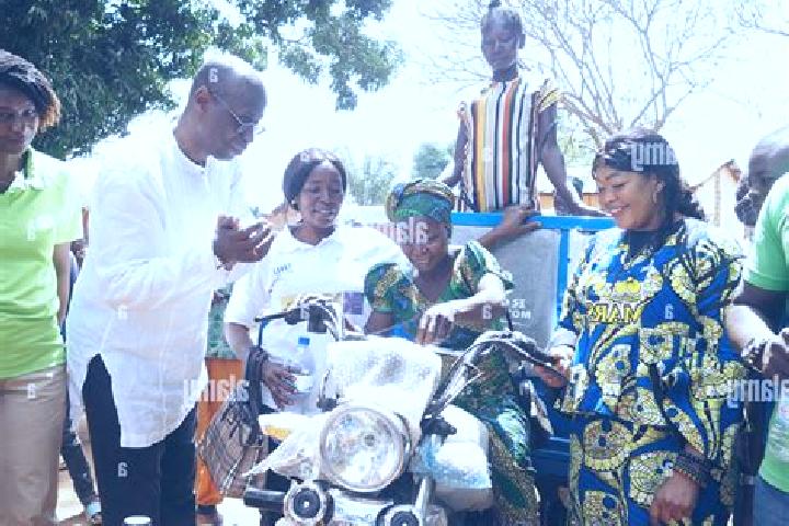 Escorts Baoro, Central African Republic — Local Companions
