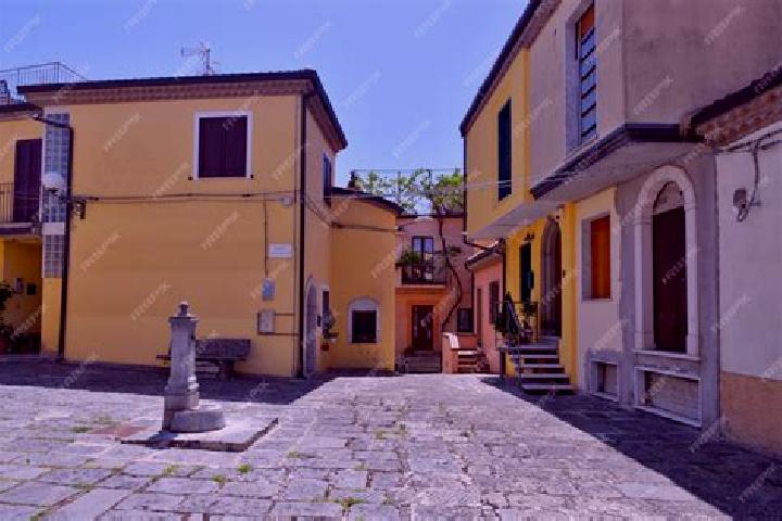 Escorts Baragiano, Italy — Local Companions