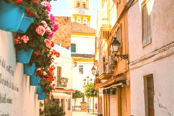 Escorts Barcience, Spain — Local Companions