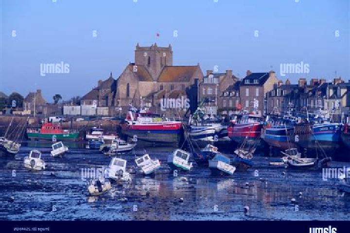Escorts Barfleur, France — Local Companions