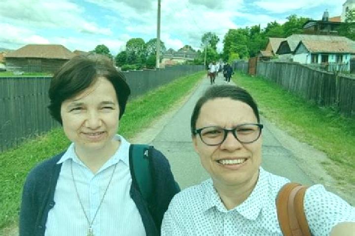Escorts Batos, Romania — Local Companions