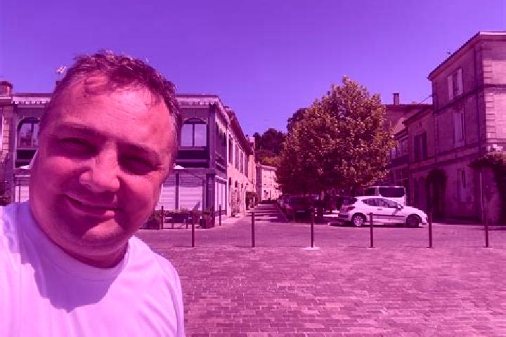 Escorts Beautiran, France — Local Companions