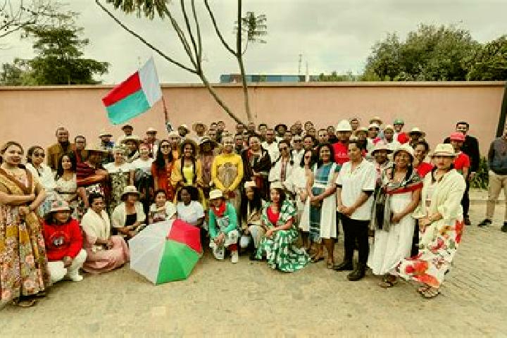 Escorts Behompy, Madagascar — Local Companions