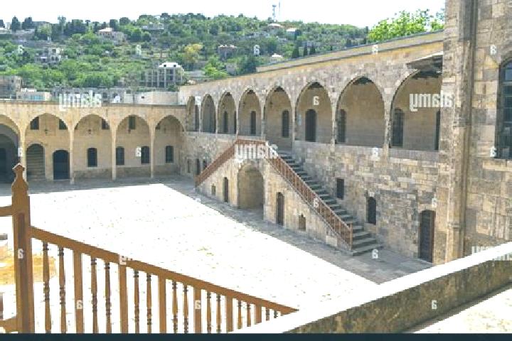 Escorts Beit ed Dine, Lebanon — Local Companions