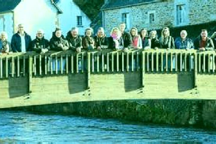 Escorts Belle-Isle-en-Terre, France — Local Companions