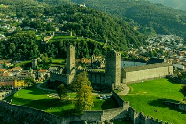 Escorts Bellinzona, Switzerland — Local Companions