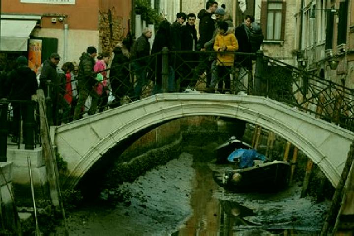 Escorts Beregazzo, Italy — Local Companions