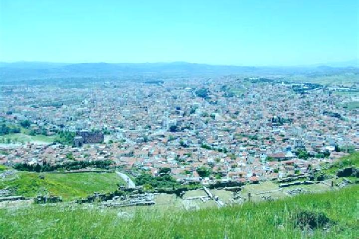 Escorts Bergama, Turkey — Local Companions