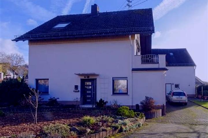 Escorts Berod bei Wallmerod, Germany — Local Companions