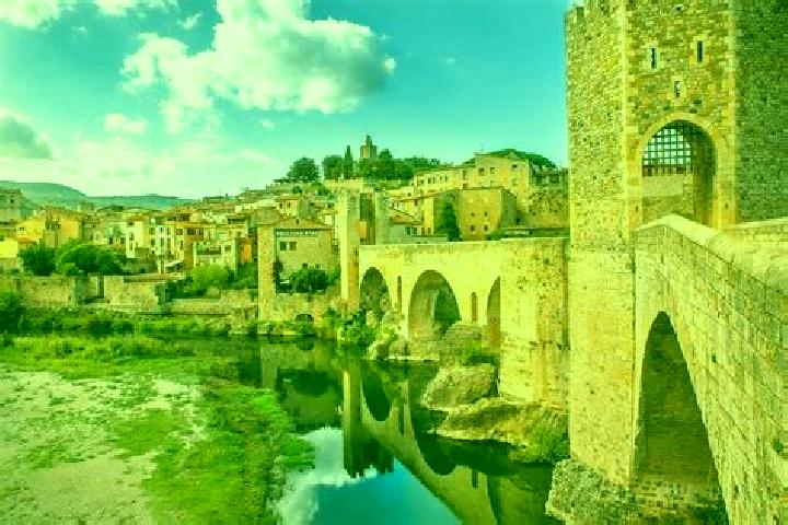 Escorts Besalu, Spain — Local Companions