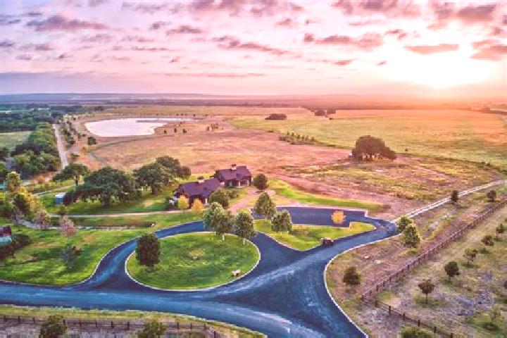 Escorts Bethel Acres, United States — Local Companions