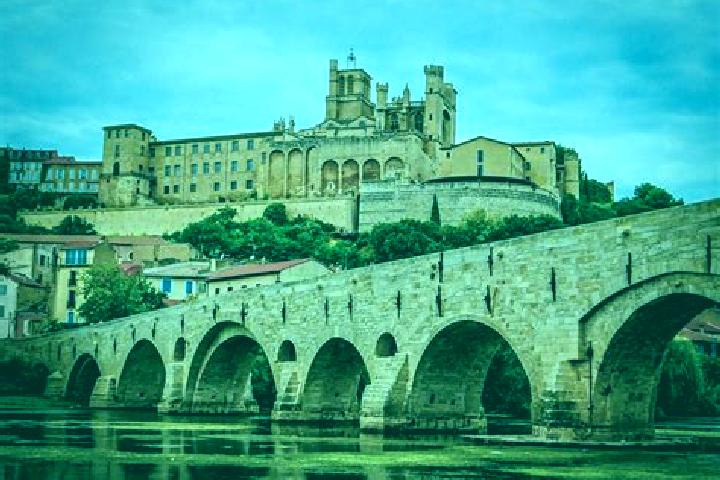 Escorts Beziers, France — Local Companions