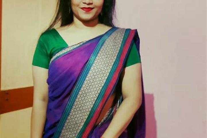 Escorts Bhadohi, India — Local Companions