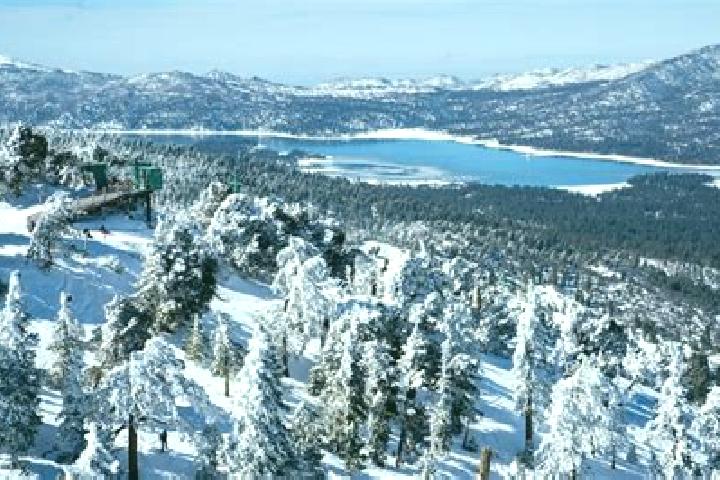 Escorts Big Bear City, United States — Local Companions
