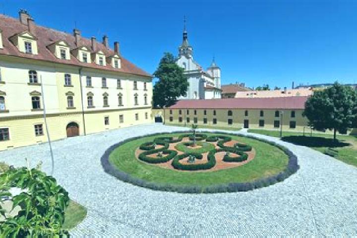 Escorts Bile Podoli, Czech Republic — Local Companions