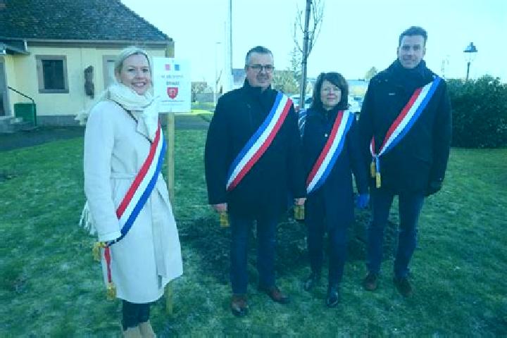 Escorts Bindernheim, France — Local Companions
