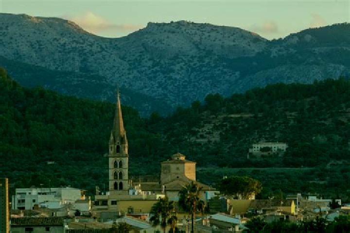 Escorts Binissalem, Spain — Local Companions