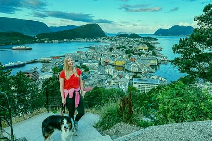 Escorts Birketveit, Norway — Local Companions