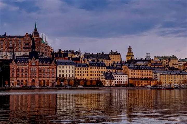 Escorts Bjursas, Sweden — Local Companions