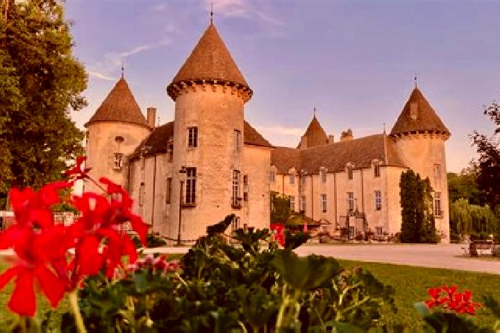 Escorts Bligny-les-Beaune, France — Local Companions