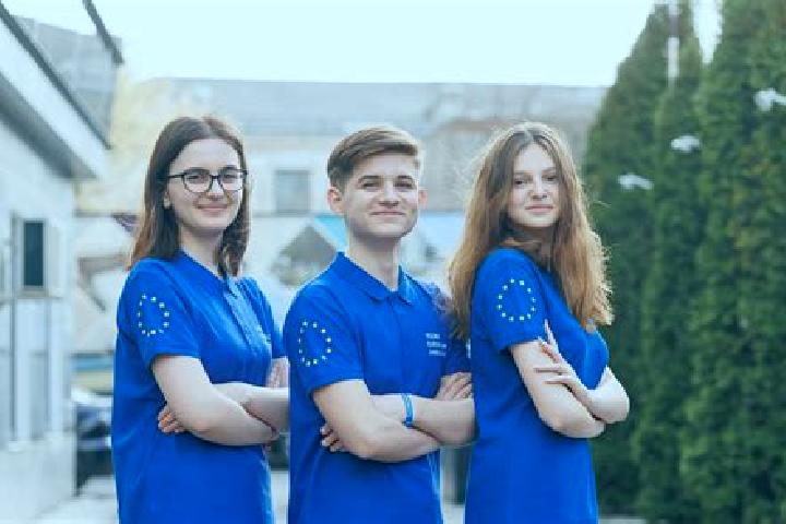 Escorts Blijnii Hutor, Moldova — Local Companions